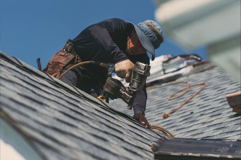 Royal Craft Remodelers: Expert Roofing Contractor in Downers Grove