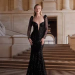 LOU: Vestito Senza Spalline con Gonne a Ruota per Uno Stile Raffinato