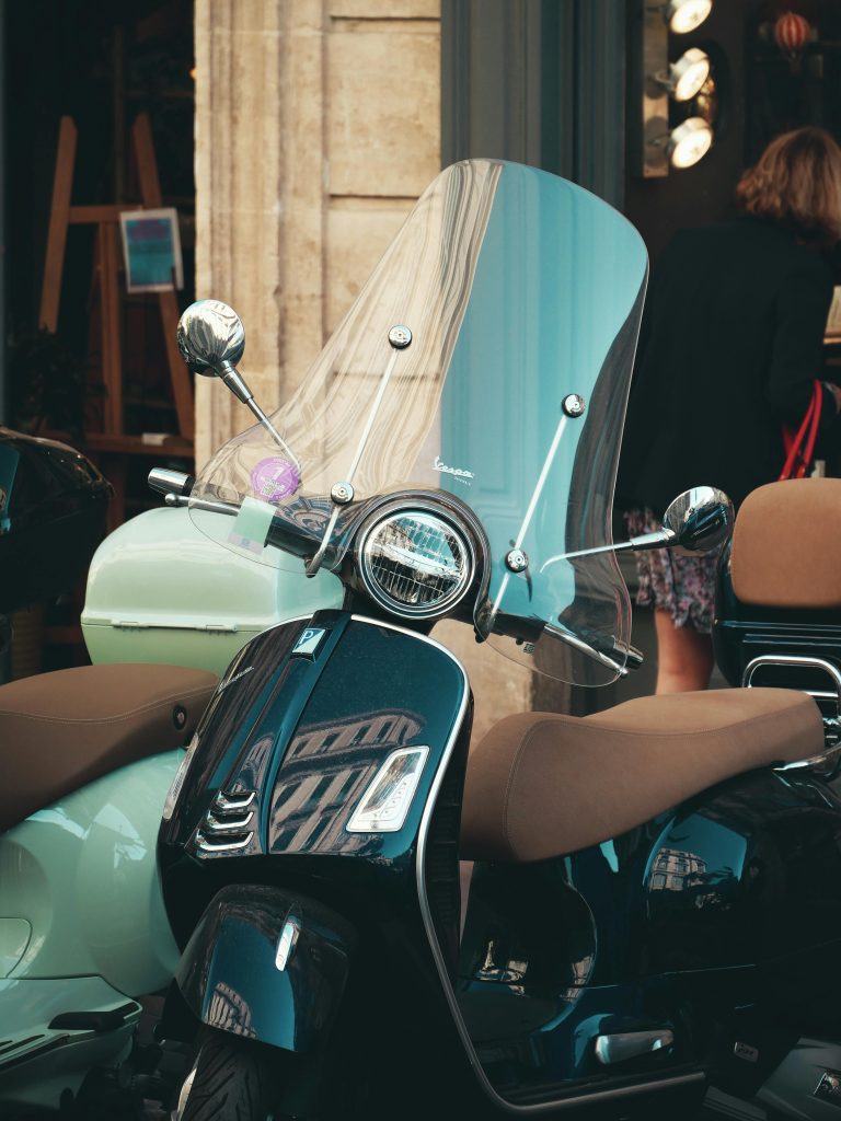 Motorcycle Wind Deflector Buying Guide – What to Look For